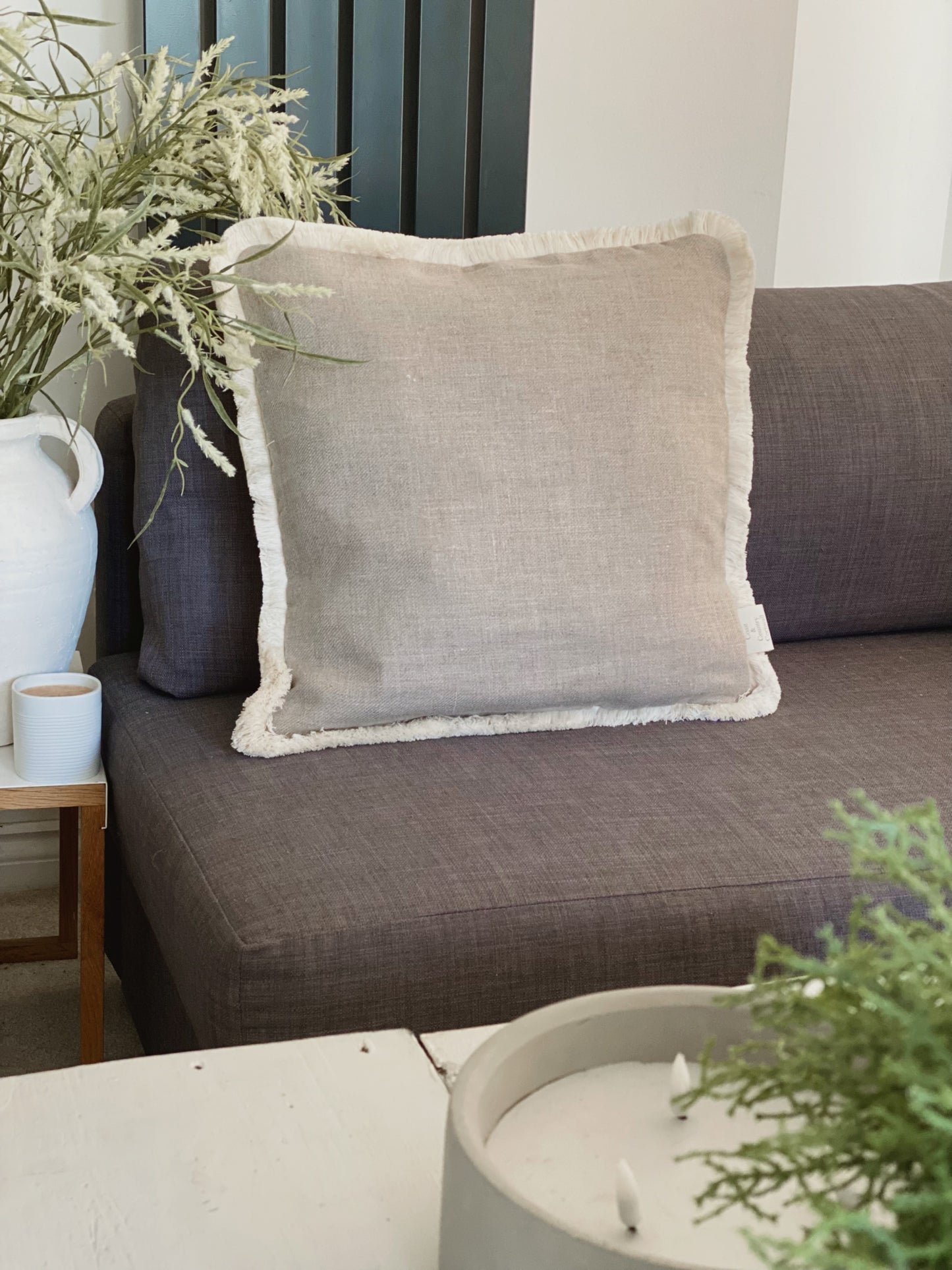 Halwin Cushion - warm cream