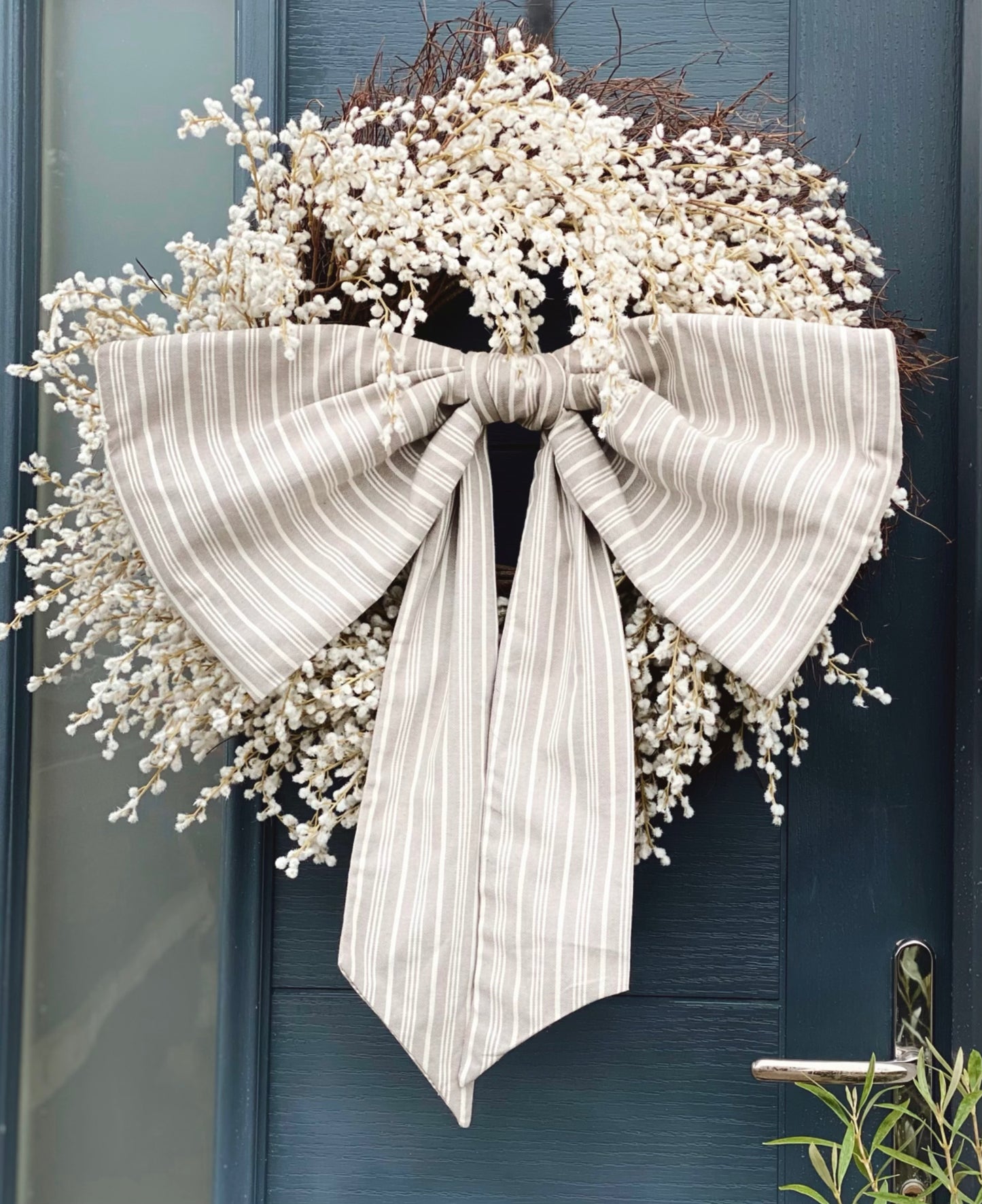 Copthorne Oversized Bow - Grey & White Stripe