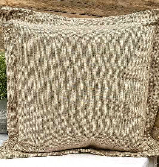 Cardingham Cushion