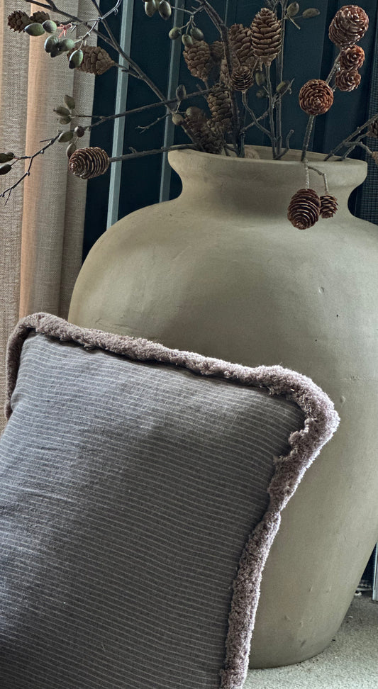 Tregony cushion