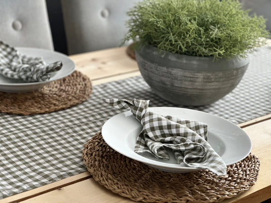Cubert Table Runner