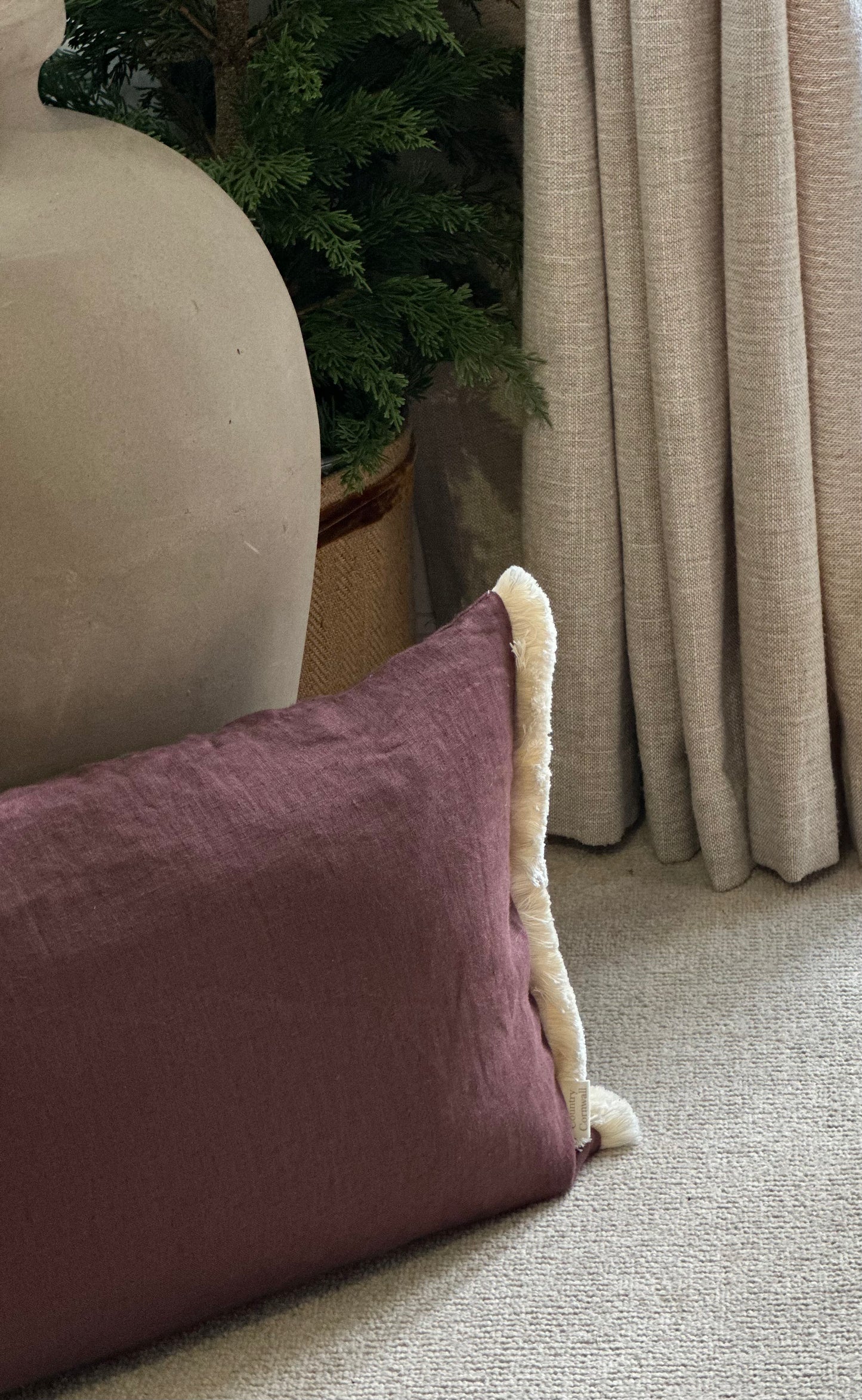 Durgan cushion
