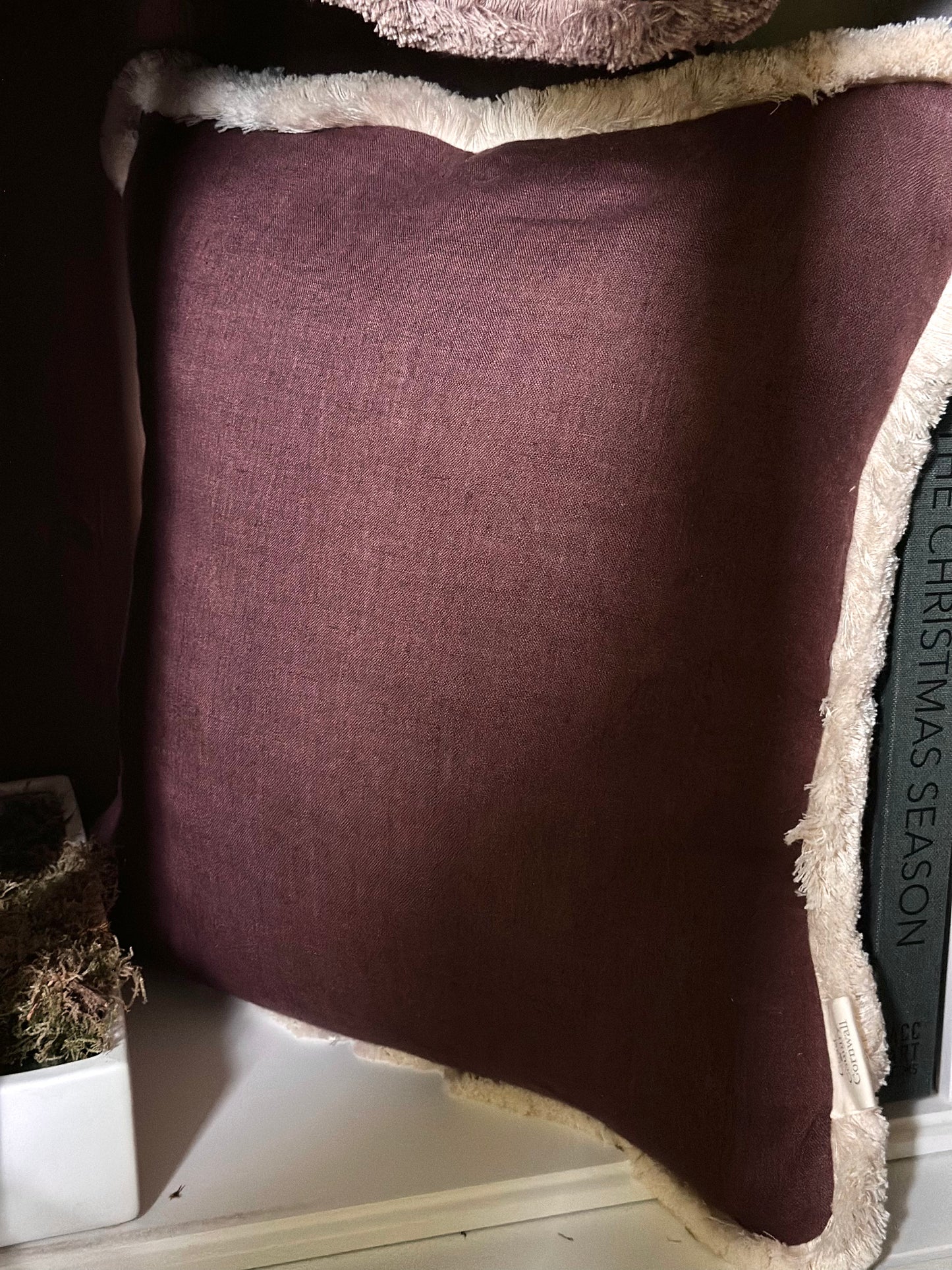 Roseland cushion
