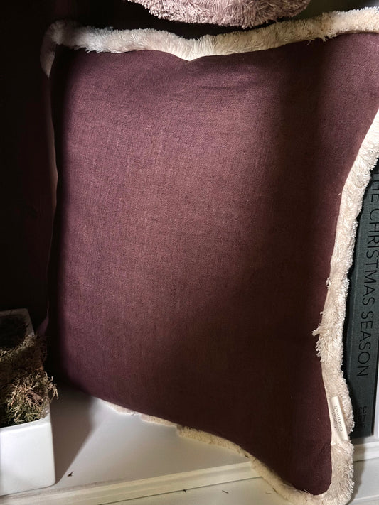 Roseland cushion